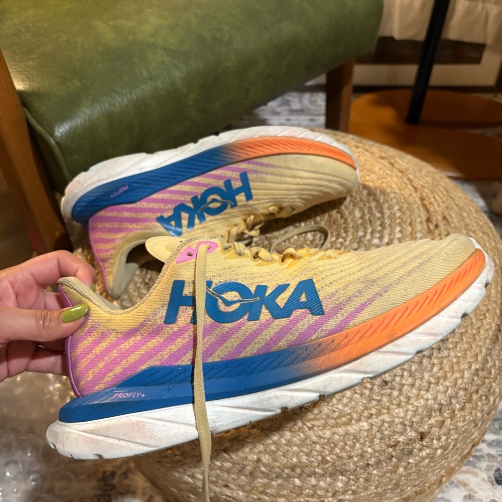 Hoka Women's Mach 5 Running Shoes - Impala/Cyclamen size 9 - Picture 2 of 13